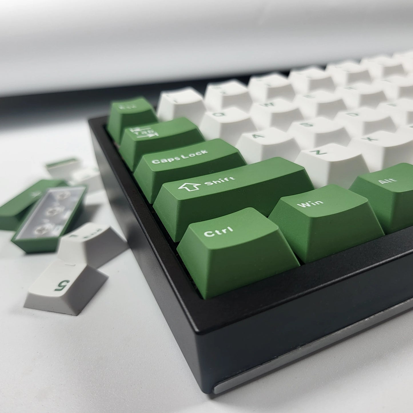 Cheese Green GMK Keycaps ISO Alice Layout 126 Keys PBT Keycaps Cherry Profile for Mechanical Gaming Keyboard